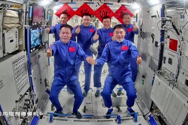 Shenzhou-17 Astronauts Dock with Chinese Space Station, Begin New Mission Shenzhou-17 Astronauts Dock with Chinese Space Station, Begin New Mission