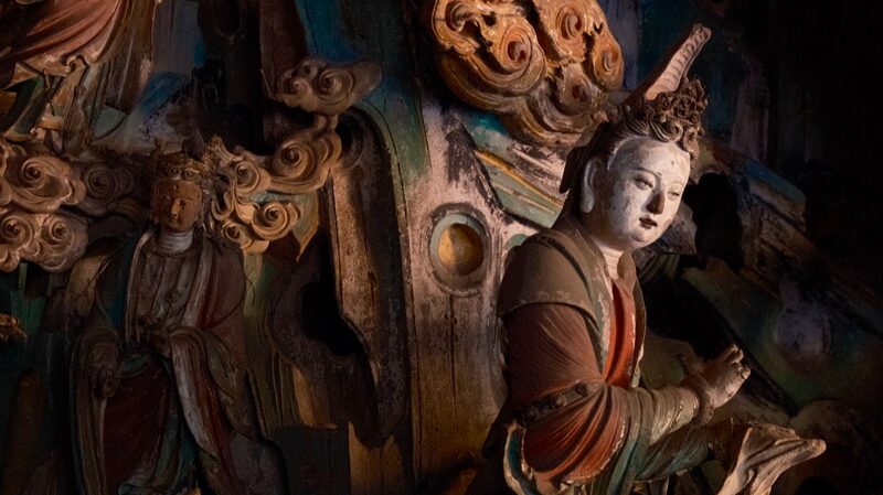 Shuanglin_Temples_Ming_Dynasty_Sculptures_A_Journey_Through_Chinas_Painted_Heritage - Khabar Asia Shuanglin Temple's Ming Dynasty Sculptures: A Journey Through China's Painted Heritage