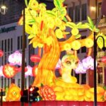 Singapore_s_Chinatown_Illuminates_with_Snake_Themed_Lanterns_for_Lunar_New_Year video poster