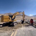 Single_Lane_Traffic_Restored_on_Five_Roads_in_China_s_Quake_Hit_Dingri_County_poster - Khabar Asia Single_Lane_Traffic_Restored_on_Five_Roads_in_China_s_Quake_Hit_Dingri_County video poster