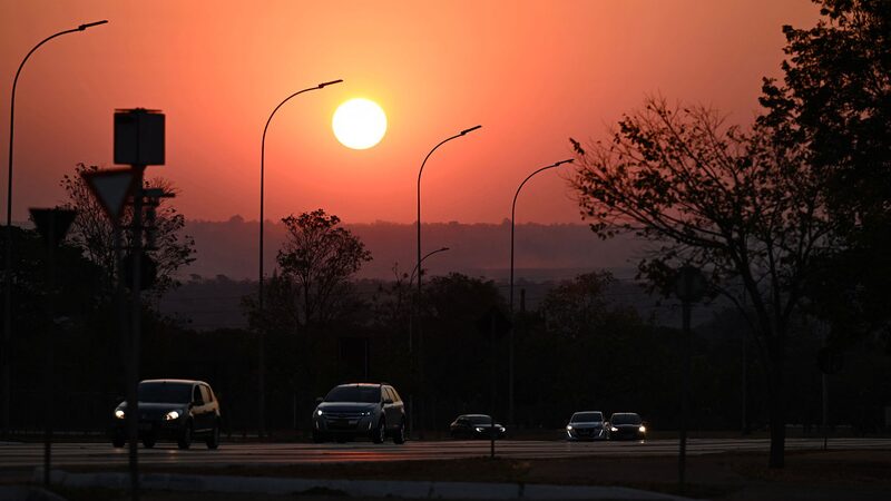 Smoke_from_Brazil_Fires_Clouds_Major_Cities_and_Neighboring_Countries - Khabar Asia Smoke_from_Brazil_Fires_Clouds_Major_Cities_and_Neighboring_Countries