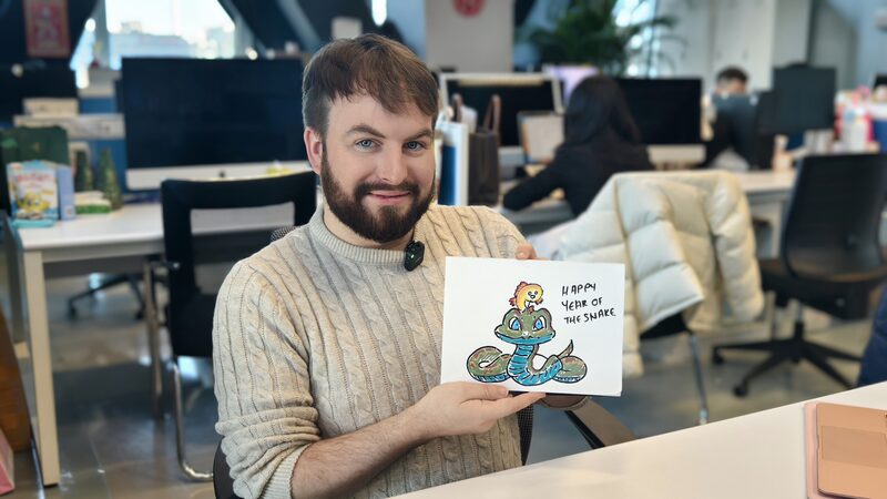 Snake_and_Koi__Se_an_Doherty_s_Auspicious_Tribute_for_the_Year_of_the_Snake video poster