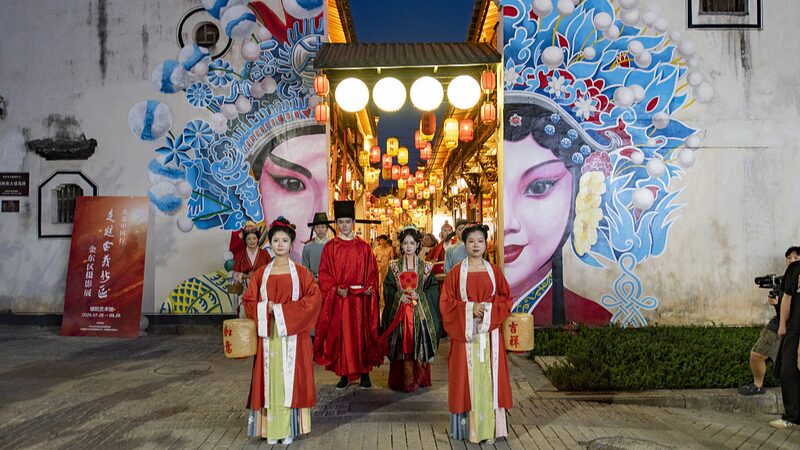 Song_Dynasty_Themed_Night_Market_Revives_Ancient_Charm_in_Jinhua__Zhejiang