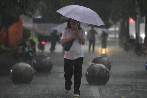 South China’s Dongjiang River Sees First Flood of the Year South China's Dongjiang River Sees First Flood of the Year