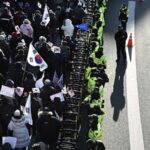 South_Korean_President_Resists_Arrest_Amid_Political_Turmoil_Over_Failed_Martial_Law