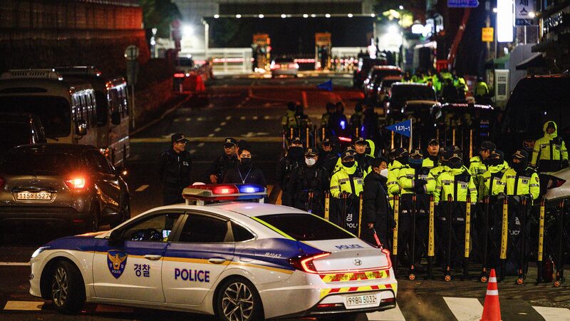 South_Korean_President_Yoon_s_Senior_Aides_Offer_Mass_Resignation_Following_Martial_Law_Lift