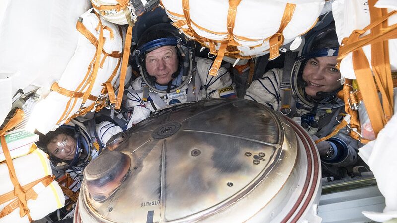 Soyuz Capsule Returns ISS Crew Safely to Kazakhstan