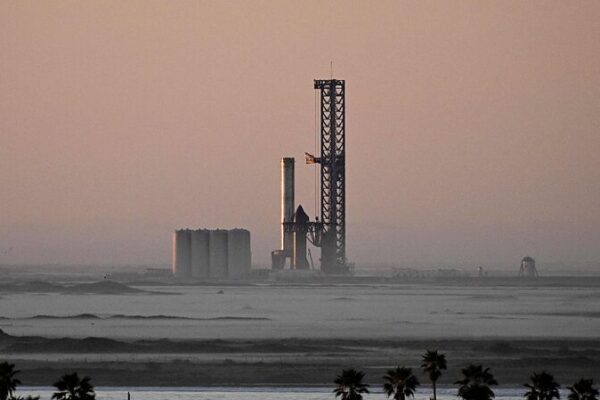 SpaceX Launches Second Starship Flight Test, Aiming for Mars SpaceX Launches Second Starship Flight Test, Aiming for Mars