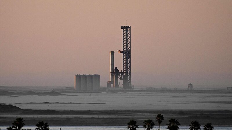 SpaceX_Launches_Second_Starship_Flight_Test_Aiming_for_Mars - Khabar Asia SpaceX Launches Second Starship Flight Test, Aiming for Mars