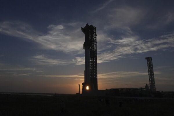 SpaceX’s Starship Test Launch Set for Tuesday with Trump Expected to Attend SpaceX_s_Starship_Test_Launch_Set_for_Tuesday_with_Trump_Expected_to_Attend