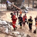 Spain_Deploys_10_000_Troops_to_Valencia_Amid_Deadliest_Flash_Floods video poster