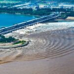 Spectacular Tidal Bore at Qiantang River Draws Thousands video poster