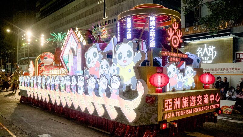 Spring_Festival_Celebrations_Light_Up_China_s_Hong_Kong__Macao__and_Taiwan_Region