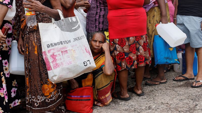 Sri_Lanka_Faces_Default_Amid_Fuel_Shortages_and_Economic_Turmoil - Khabar Asia Sri Lanka Faces Default Amid Fuel Shortages and Economic Turmoil