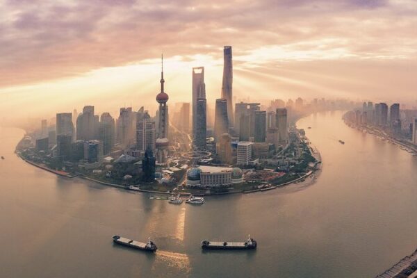 Standard_Chartered_s_Benjamin_Hung_Highlights_China_s_Economic_Resilience video poster