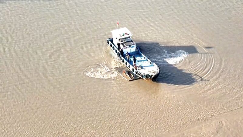 Stranded_Dolphin_Rescued_and_Released_Back_to_Sea_off_Chinas_East_Coast_poster - Khabar Asia Stranded Dolphin Rescued and Released Back to Sea off China's East Coast video poster