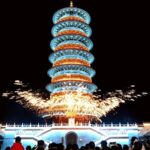 Stunning Night Spectacles Draw Crowds to Jiangxi's Wunvzhou Resort