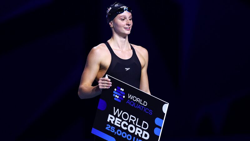 Summer_McIntosh_Shatters_Women_s_400m_Freestyle_World_Record_in_Budapest