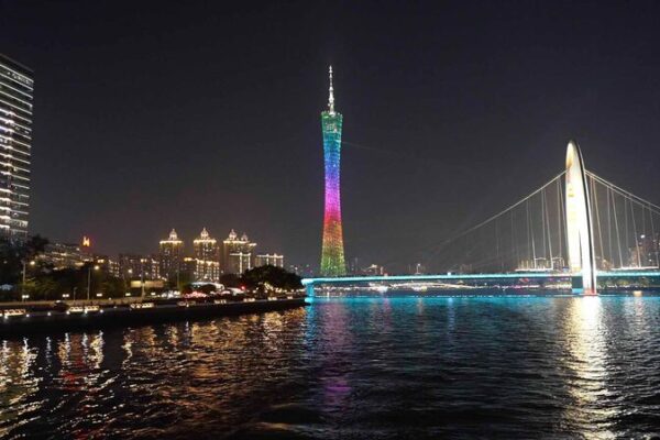 Sunset Over Guangzhou: Capturing Canton Tower and Pearl River’s Evening Glow Sunset_Over_Guangzhou__Capturing_Canton_Tower_and_Pearl_River_s_Evening_Glow