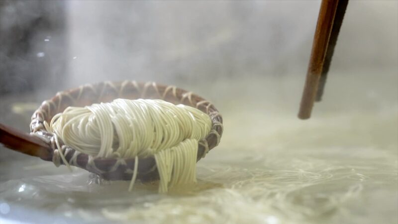 Suzhou_s_Breakfast_Noodle_Feast__A_Customizable_Culinary_Adventure - Khabar Asia Suzhou_s_Breakfast_Noodle_Feast__A_Customizable_Culinary_Adventure