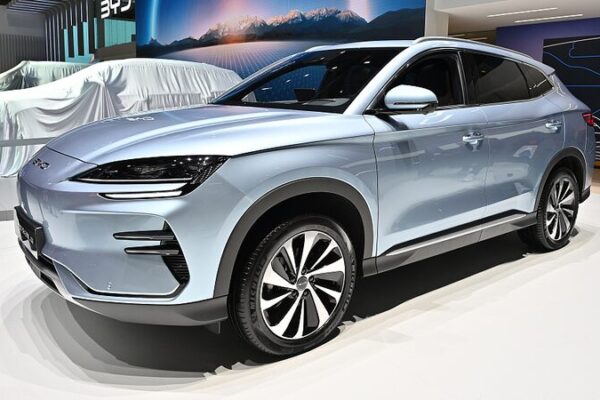 Swiss Newspaper Calls Western Criticism of China's 'Overcapacity' Hypocritical