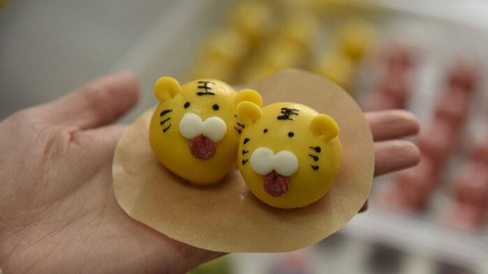 Tangyuan_A_Sweet_Tradition_Celebrating_Togetherness_in_Chinese_Culture - Khabar Asia Tangyuan: A Sweet Tradition Celebrating Togetherness in Chinese Culture