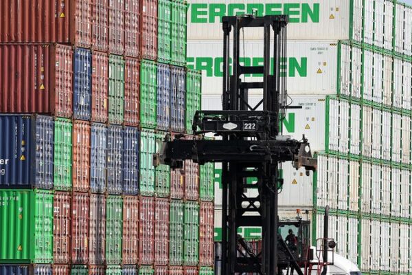 Tariffs_on_Canada_and_Mexico_Could_Backfire_on_the_US_Economy