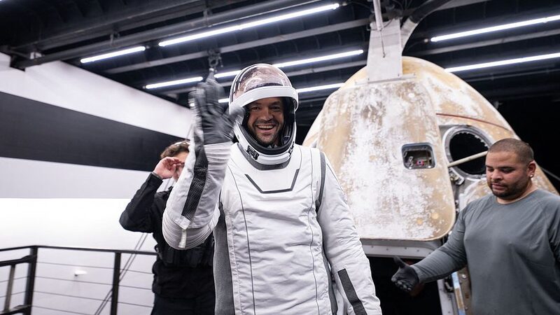 Tech_Billionaire_Jared_Isaacman_Nominated_to_Lead_NASA_after_Historic_Private_Spacewalk - Khabar Asia Tech_Billionaire_Jared_Isaacman_Nominated_to_Lead_NASA_after_Historic_Private_Spacewalk