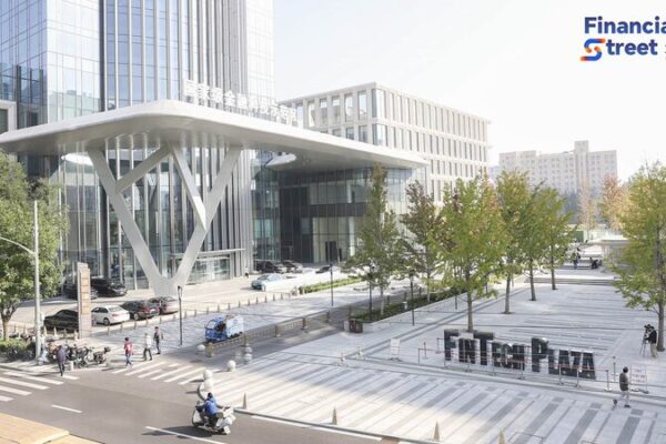 Tech Innovation and Policy Synergy Drive China’s Consumer Growth Tech_Innovation_and_Policy_Synergy_Drive_China_s_Consumer_Growth
