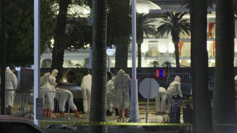 Tesla_Cybertruck_Explosion_Outside_Trump_Hotel_in_Las_Vegas_Leaves_One_Dead__Seven_Injured - Khabar Asia Tesla_Cybertruck_Explosion_Outside_Trump_Hotel_in_Las_Vegas_Leaves_One_Dead__Seven_Injured