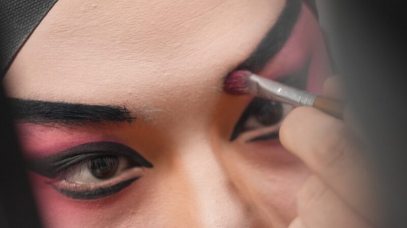 The_Art_and_Heritage_of_Cantonese_Opera__A_Lingnan_Cultural_Treasure