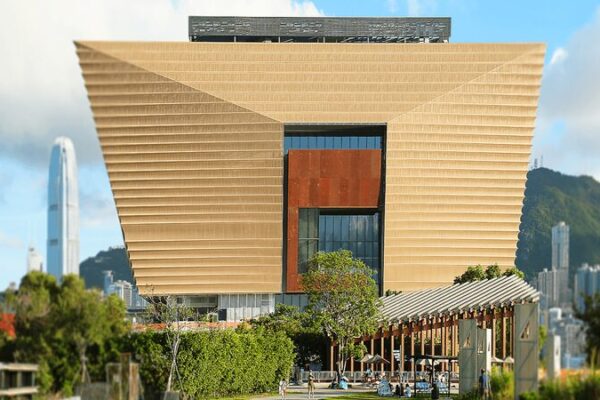 The Birth of the Hong Kong Palace Museum: A New Cultural Landmark Emerges The Birth of the Hong Kong Palace Museum: A New Cultural Landmark Emerges video poster