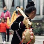 The_Dong_People_s_Warm_Tradition_of_Welcoming_Guests_with_Thoughtful_Gifts