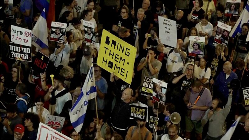 Thousands_Rally_in_Tel_Aviv_Urging_Government_to_Secure_Hostages__Release_from_Gaza - Khabar Asia Thousands_Rally_in_Tel_Aviv_Urging_Government_to_Secure_Hostages__Release_from_Gaza