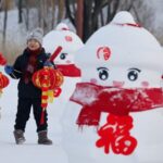 Tourists_Flock_to_Harbin_for_Spring_Festival_Snow_Spectacle