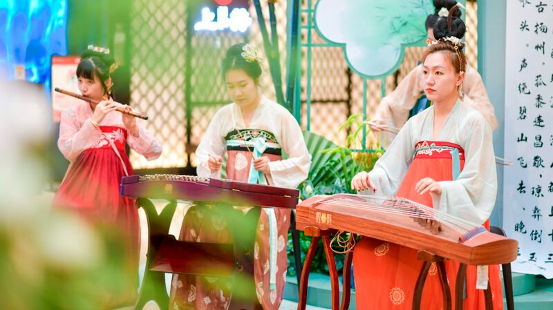 Traditional_Fair_in_Jinan_Celebrates_Dragon_Boat_Festival_with_Modern_Twist - Khabar Asia Traditional Fair in Jinan Celebrates Dragon Boat Festival with Modern Twist