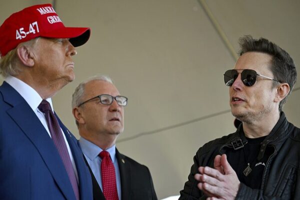 Trump_Aligns_with_Elon_Musk_to_Defend_H_1B_Visa_Program__Igniting_Debate