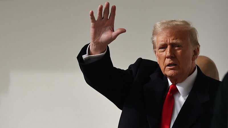 Trump_s_New_External_Revenue_Service_Faces_Criticism_Amid_Global_Trade_Tensions - Khabar Asia Trump_s_New_External_Revenue_Service_Faces_Criticism_Amid_Global_Trade_Tensions