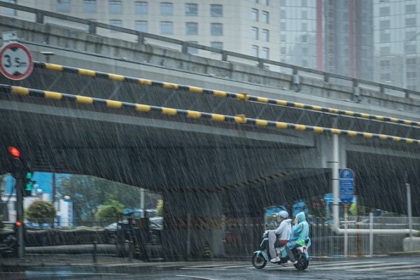 Typhoon Doksuri Brings Heavy Rainfall to Beijing-Tianjin-Hebei Region video poster