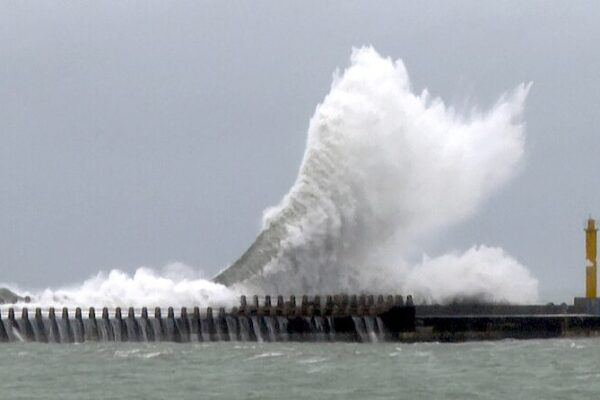 Typhoon_Gaemi_Hits_Southeast_Asia__Causing_Severe_Flooding_and_Mass_Evacuations video poster