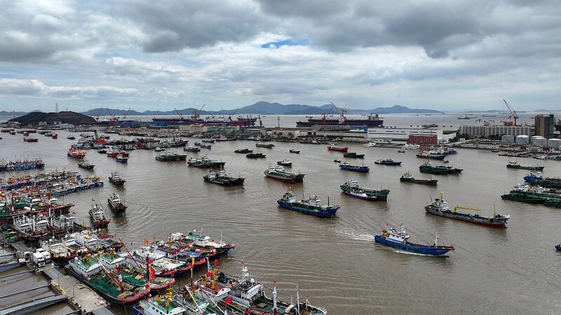 Typhoon_Saola_and_Tropical_Storm_Haikui_Threaten_Chinas_Coastal_Regions - Khabar Asia Typhoon Saola and Tropical Storm Haikui Threaten China's Coastal Regions