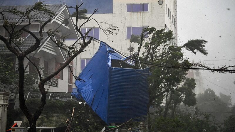 Typhoon_Yagi_Claims_24_Lives_in_Northern_Vietnam - Khabar Asia Typhoon_Yagi_Claims_24_Lives_in_Northern_Vietnam