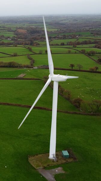 UK_Unveils_Ambitious_Wind_Energy_Plans_to_Transform_Coastal_Landscape_poster - Khabar Asia UK_Unveils_Ambitious_Wind_Energy_Plans_to_Transform_Coastal_Landscape video poster