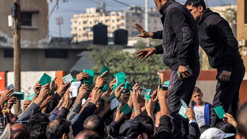 UNRWA_Funding_Cuts_Amid_Gaza_Crisis_Risk_Humanitarian_Catastrophe - Khabar Asia UNRWA Funding Cuts Amid Gaza Crisis Risk Humanitarian Catastrophe