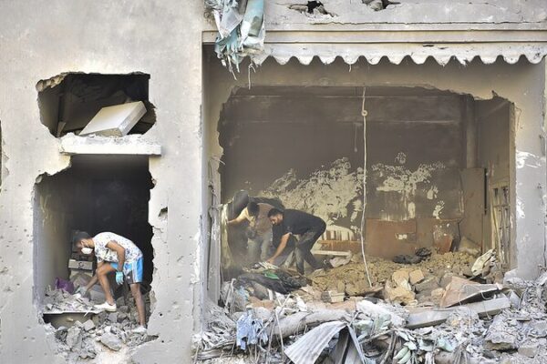 UN_Peacekeepers_Injured_Amid_Rising_Middle_East_Tensions video poster