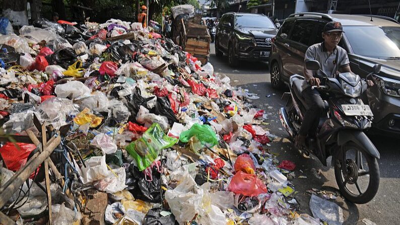 UN_Talks_Stumble_as_Plastics_Treaty_Deadline_Approaches - Khabar Asia UN_Talks_Stumble_as_Plastics_Treaty_Deadline_Approaches