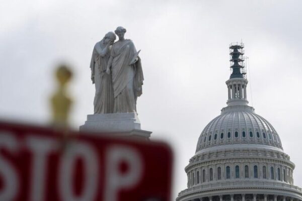 US Debt Ceiling Standoffs Undermine Global Confidence US Debt Ceiling Standoffs Undermine Global Confidence