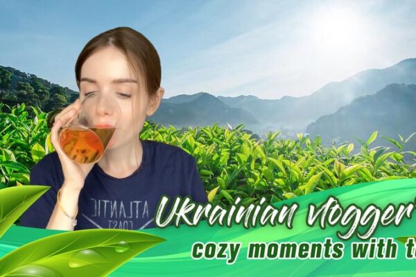Ukrainian Vlogger in Beijing Shares Her Cozy Tea Moments Ukrainian Vlogger in Beijing Shares Her Cozy Tea Moments video poster