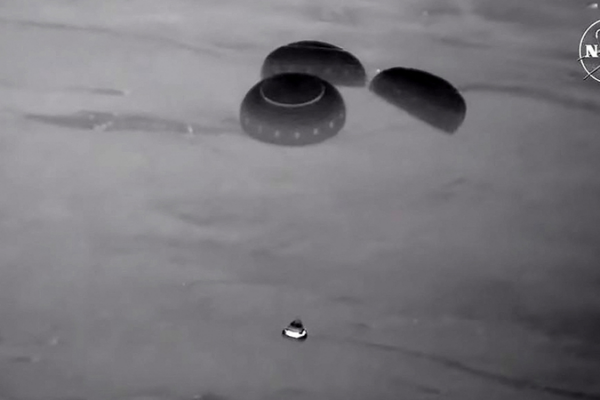 Uncrewed Boeing Starliner Returns to Earth Amid Ongoing Technical Issues Uncrewed_Boeing_Starliner_Returns_to_Earth_Amid_Ongoing_Technical_Issues
