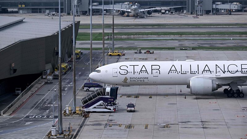 Understanding_In-Flight_Turbulence_Risks_and_Safety_Measures_for_Air_Travelers - Khabar Asia Understanding In-Flight Turbulence: Risks and Safety Measures for Air Travelers